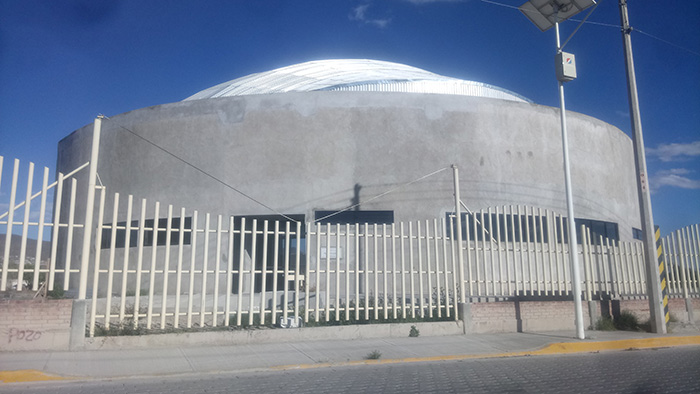 Invierten 16 mdp para teatro en Tehuacán y resultó inservible