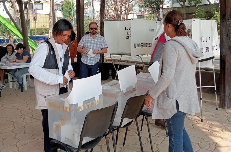 Firman INE y OEA acuerdo para observadores electorales