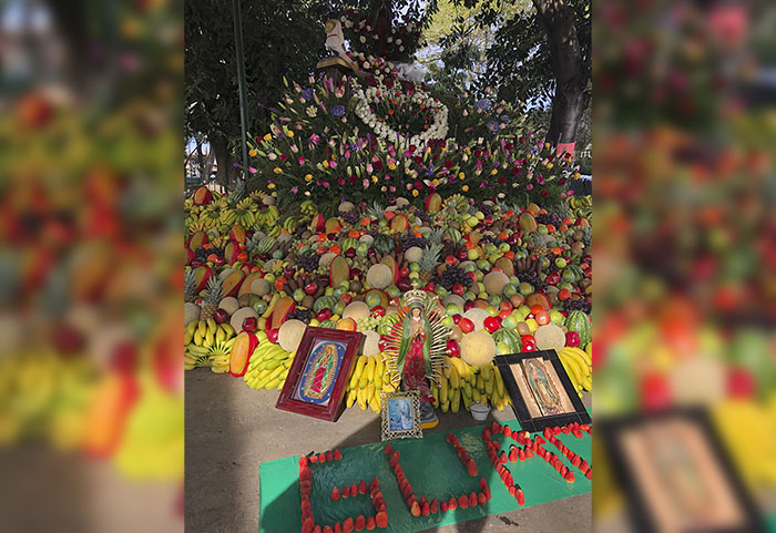 Cumple 19 años ofrenda monumental de fruta a la Virgen en Atlixco