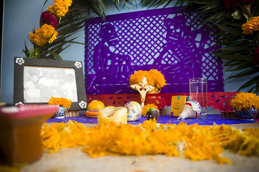 Pide IMSS permanecer en casa en las festividades del Día de Muerto