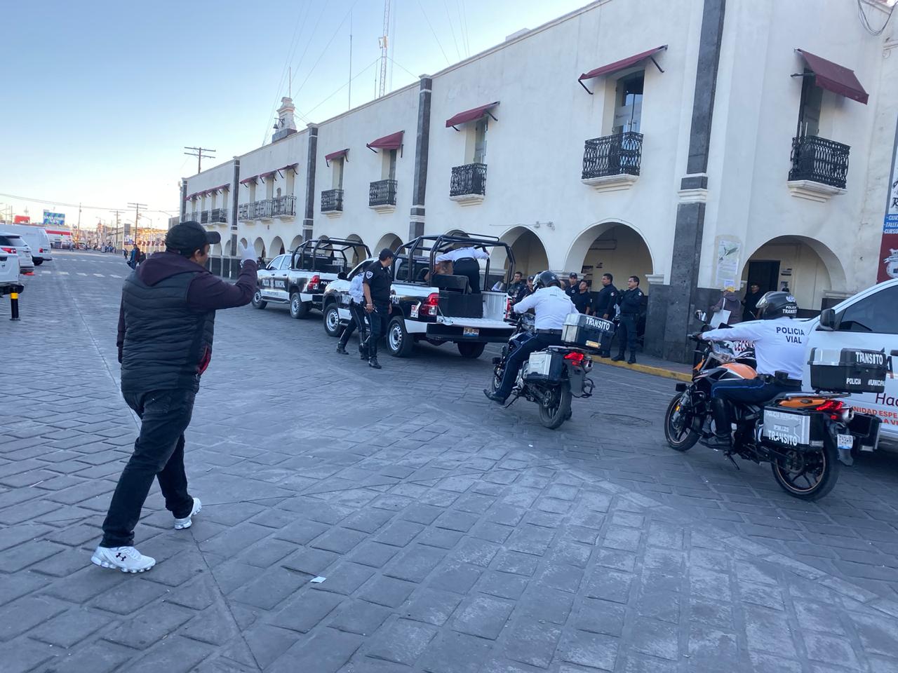 Recuperan camioneta robada y aseguran a ladrones en Huejotzingo