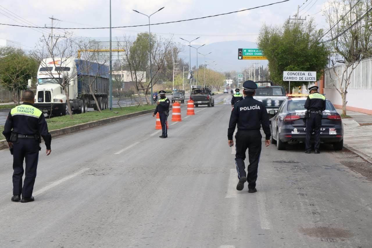 Armas blancas y sustancias ilícitas detecta SP de Tehuacán en operativo al transporte