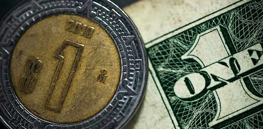 El peso mexicano cerró con marginal ganancia ante el dólar