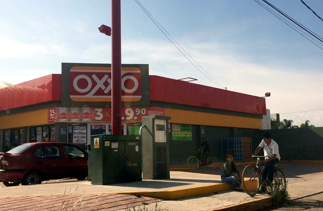 Asaltan tiendas Oxxo 63 veces en territorio de San Pedro Cholula