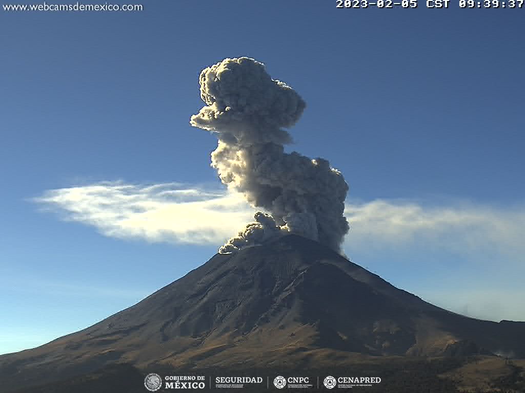 Popocatépetl, a todo lo que da; registra 317 exhalaciones