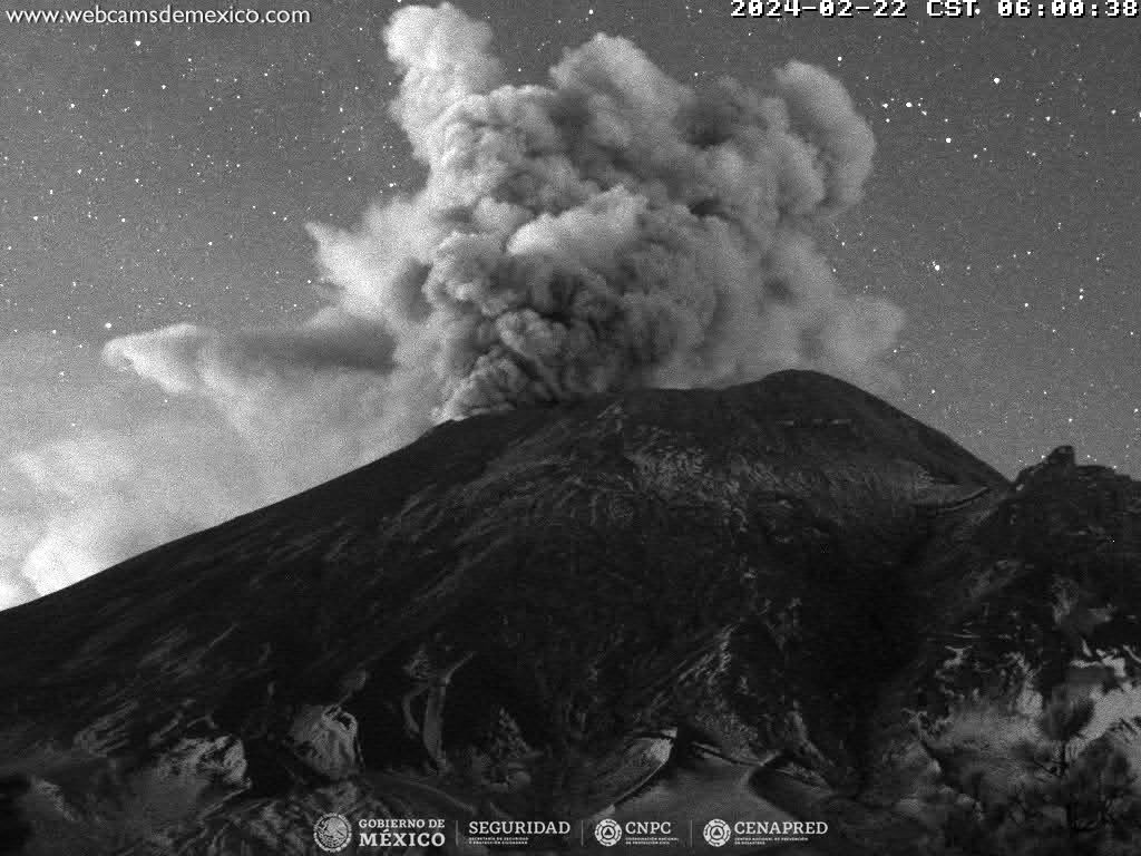 Ceniza del Popocatépetl llega a Cuautla en Morelos