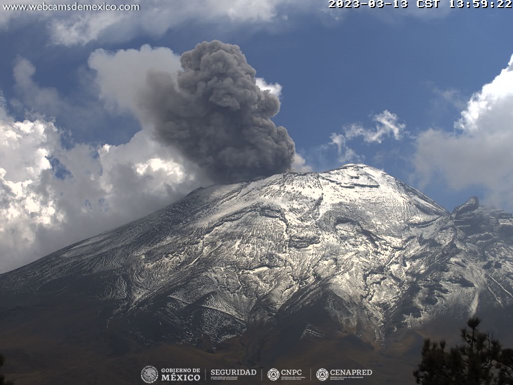 Popocatépetl registra 117 exhalaciones y siete explosiones