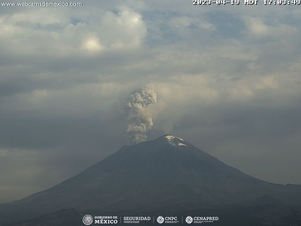 Popocatépetl registra 139 exhalaciones y cuatro explosiones