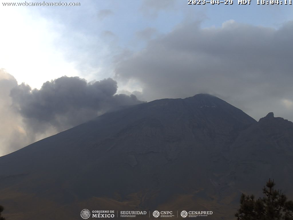 Popocatépetl, en calma; registra 65 exhalaciones y una explosión