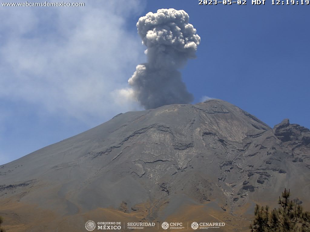 Popocatépetl registra 225 exhalaciones dos explosiones