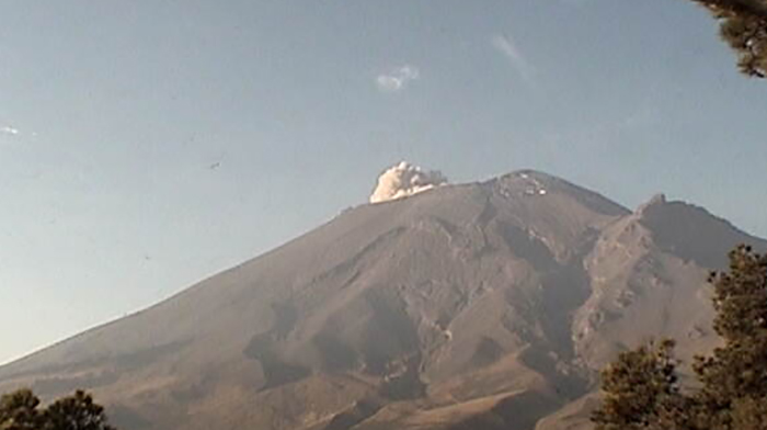 Popocatépetl registra 26 minutos de tremor de baja amplitud