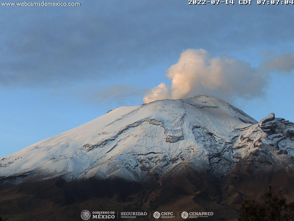 Popocatépetl 8 exhalaciones y emisión continua de vapor