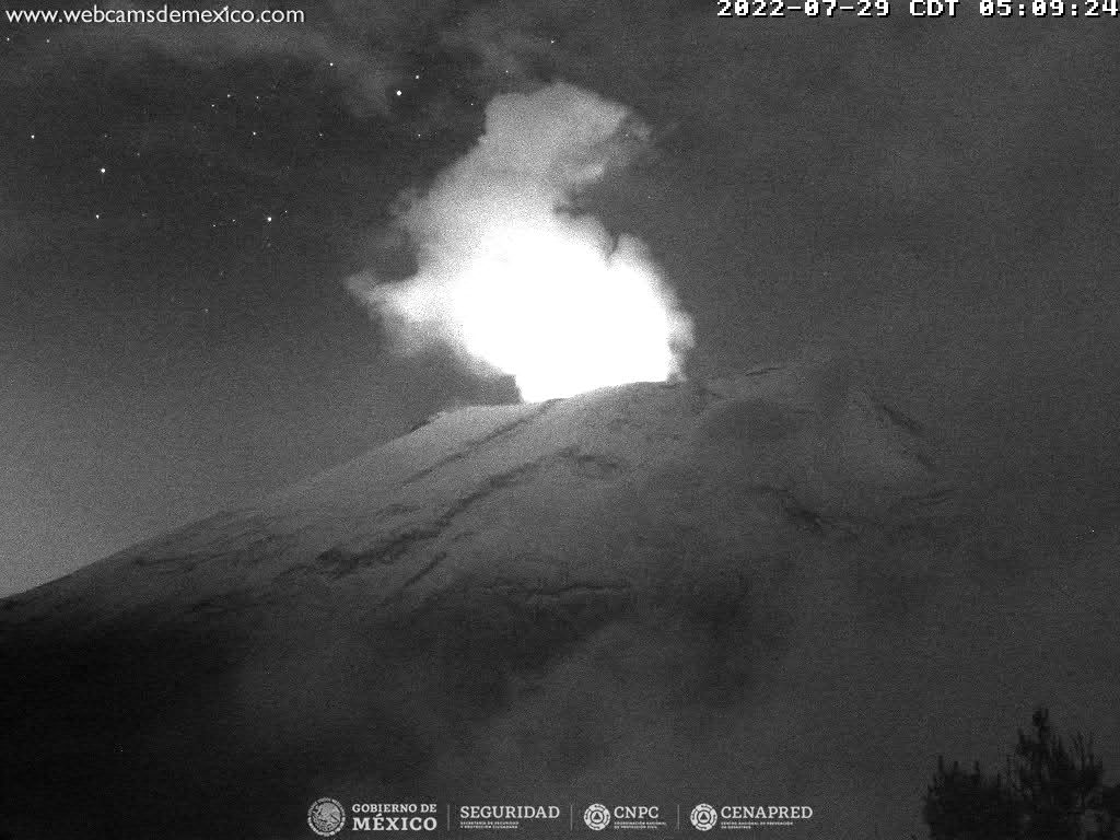 Popocatépetl aumenta actividad y registra 44 exhalaciones en 24 horas