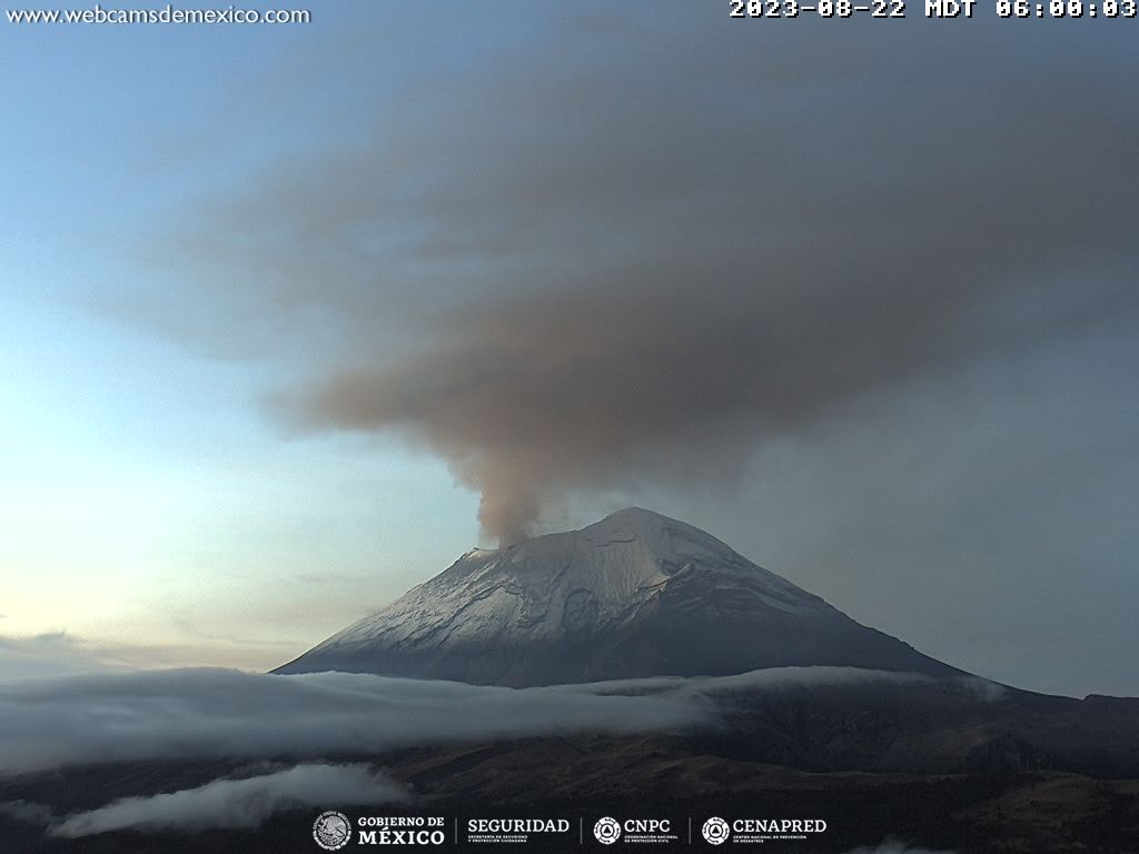 Popocatépetl registra 72 exhalaciones y 53 minutos de tremor