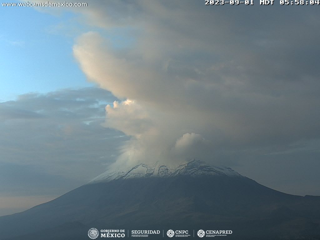 Popocatépetl registra 30 exhalaciones y dos explosiones