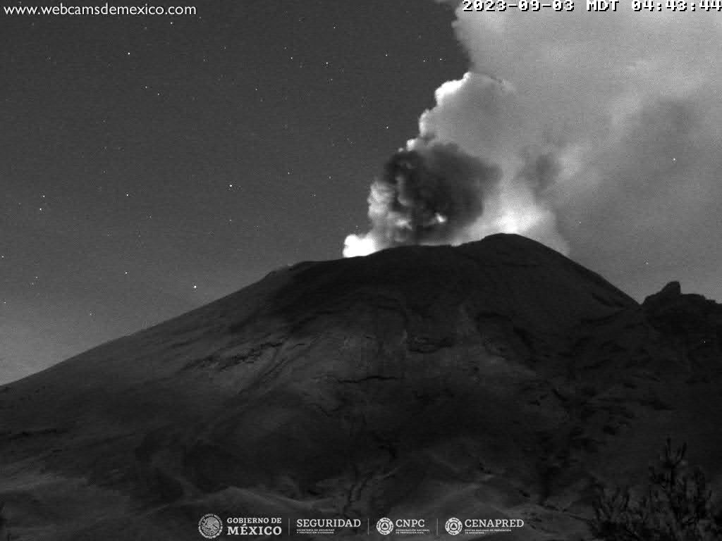 Popocatépetl registra 74 exhalaciones y dos explosiones