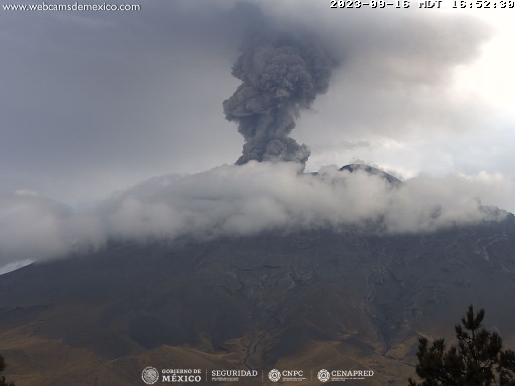 Popocatépetl registra 78 exhalaciones y tres explosiones