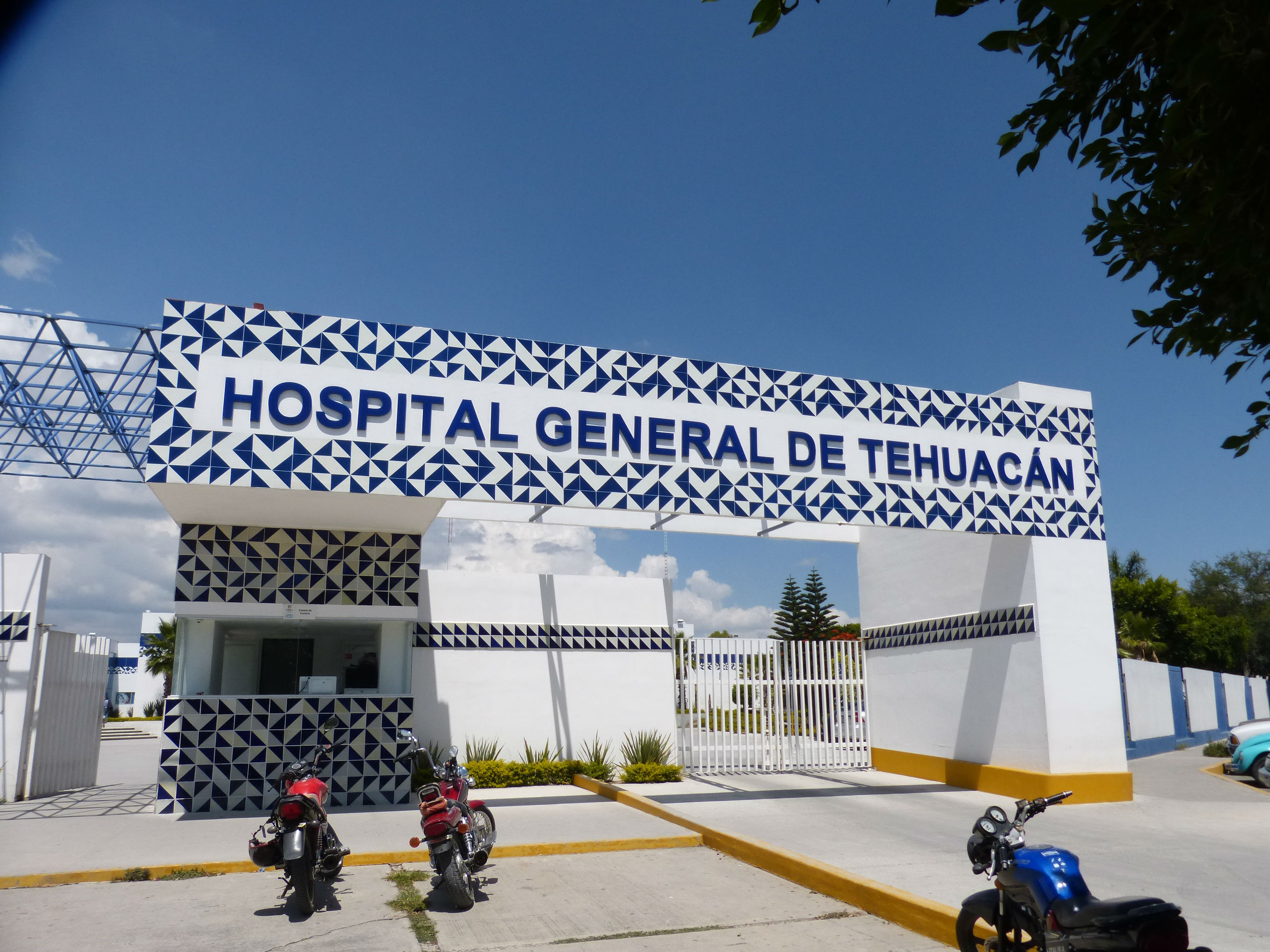 Cura apuñalado en CDMX está delicado en hospital de Tehuacán