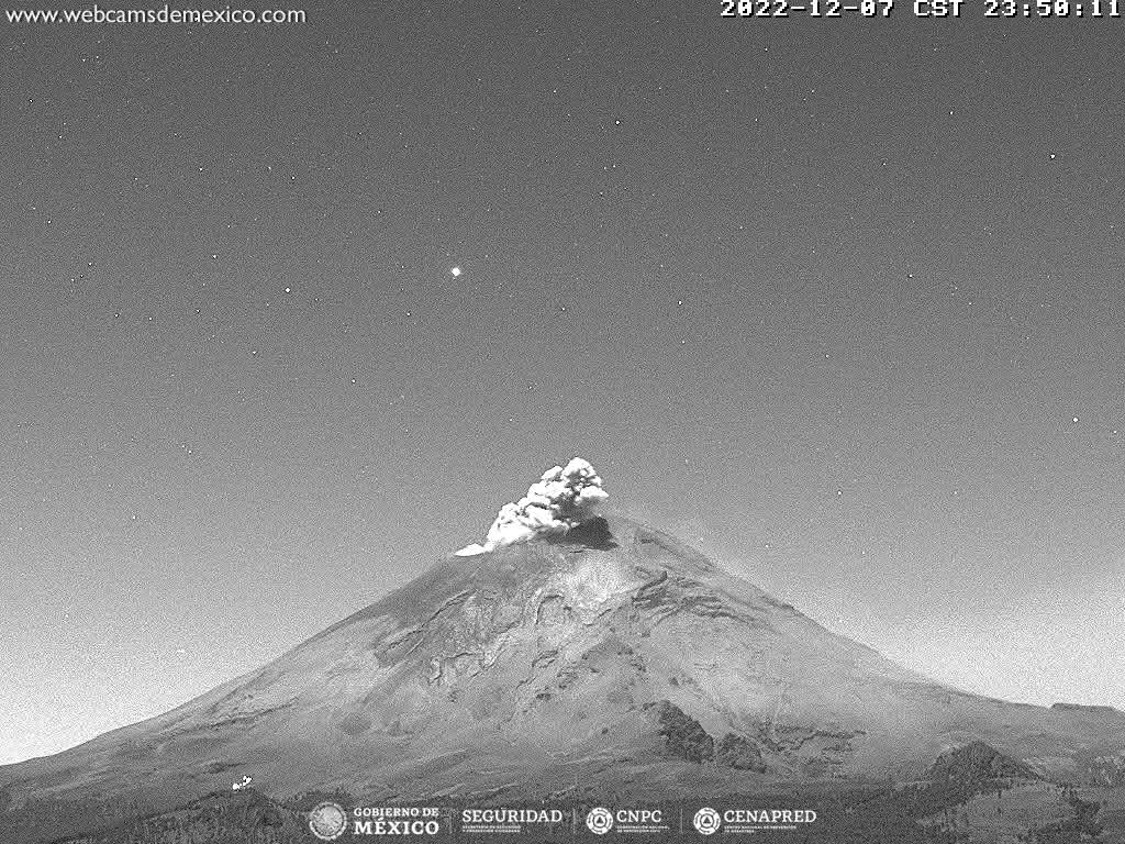 Popocatépetl sigue con todo; registra 163 exhalaciones en 24 horas