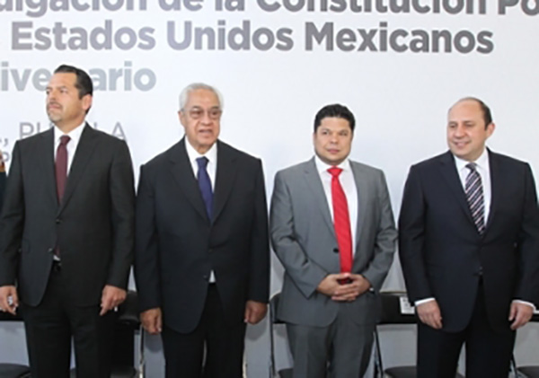 Encabeza Pacheco Pulido ceremonia del aniversario de la constitución
