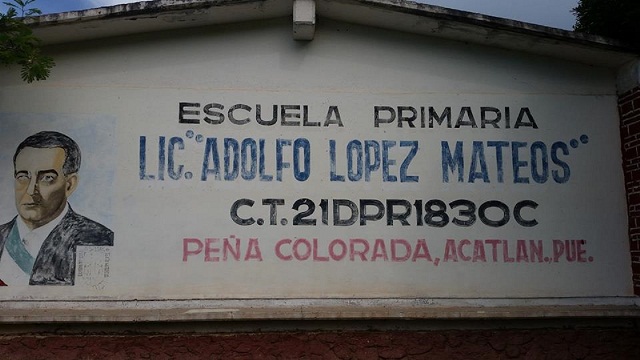 Padres exigen a CAPFCE revisar escuelas de Peña Colorada