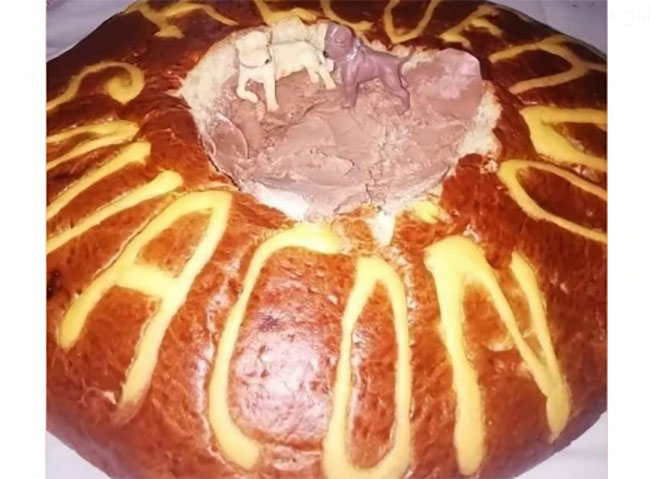 Primero sacaron su cumbia; ahora crean el pan de fiesta del socavón