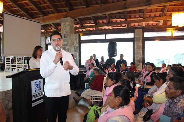 Empoderamiento de mujeres en la política, una prioridad del PAN en Cuetzalan