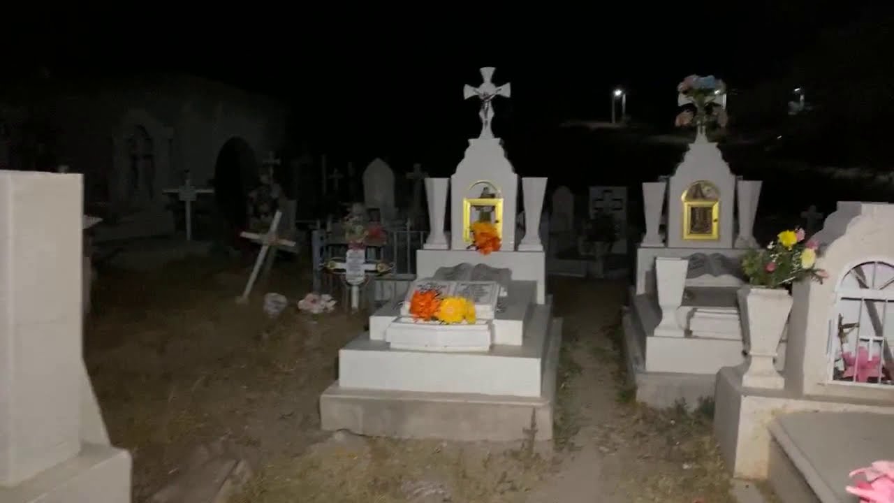 Denuncian entierros nocturnos en panteón de San Pedro Cholula