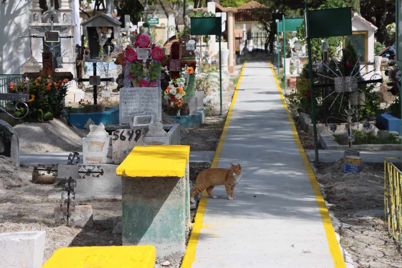 Prepara Panteón municipal de Tehuacán actividades para celebrar a los Fieles Difuntos 