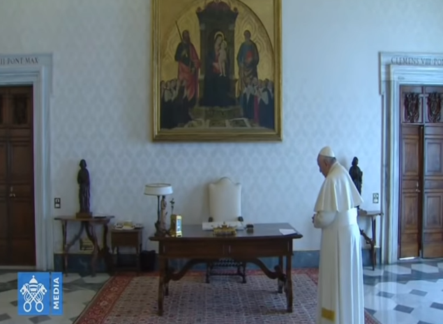 Misericordia para la humanidad pide el Papa al rezar el Padrenuestro