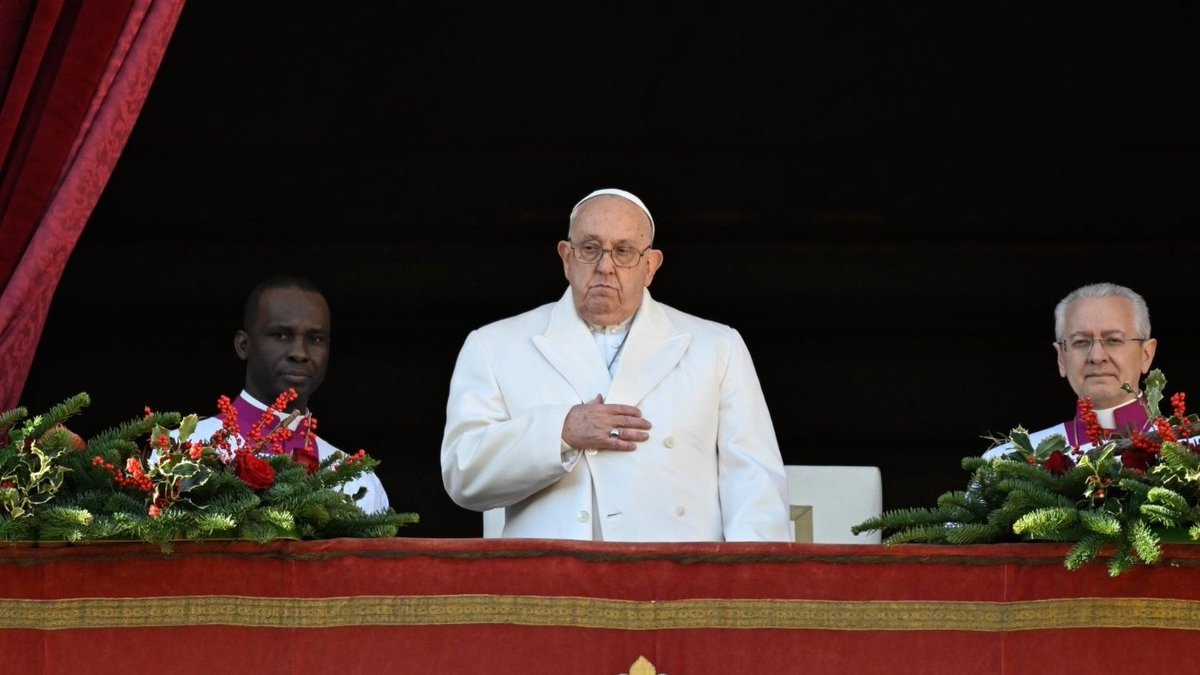 Silencien las armas y unamos al mundo, mensaje del papa Francisco en Navidad