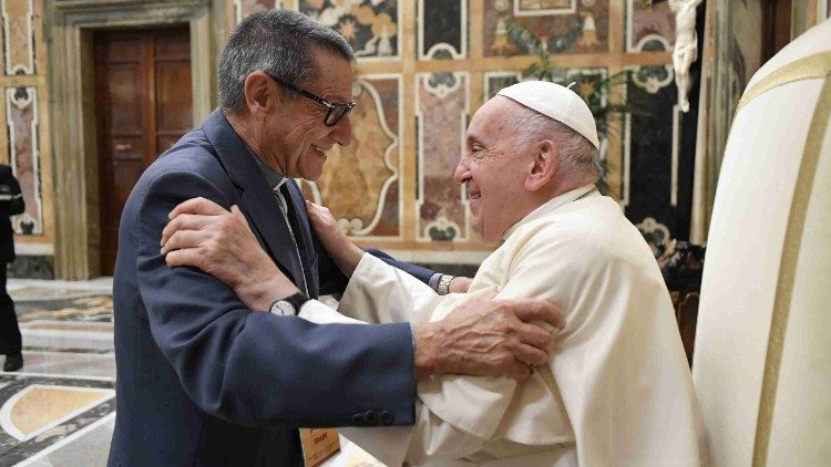 Con el papa Francisco la Iglesia se acercó a los más necesitados