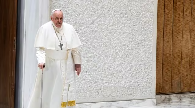 Juego sucio de Xóchitl y deportividad de Claudia frente a la diplomacia vaticana