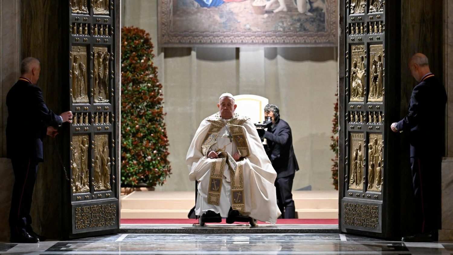 Navidad: papa Francisco pide valentía para mejorar el mundo