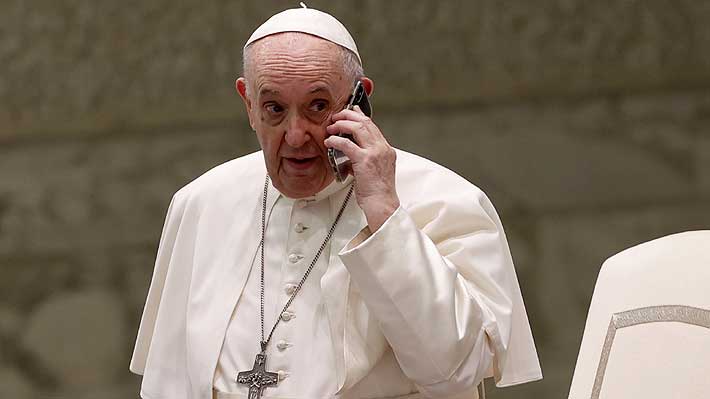 Pide Zelenski al papa Francisco mediar entre Ucrania y Rusia