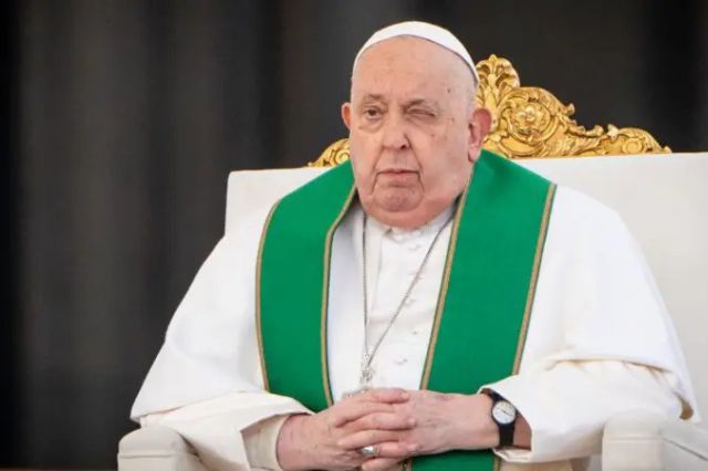 Papa Francisco realizará su primera aparición pública tras un mes hospitalizado