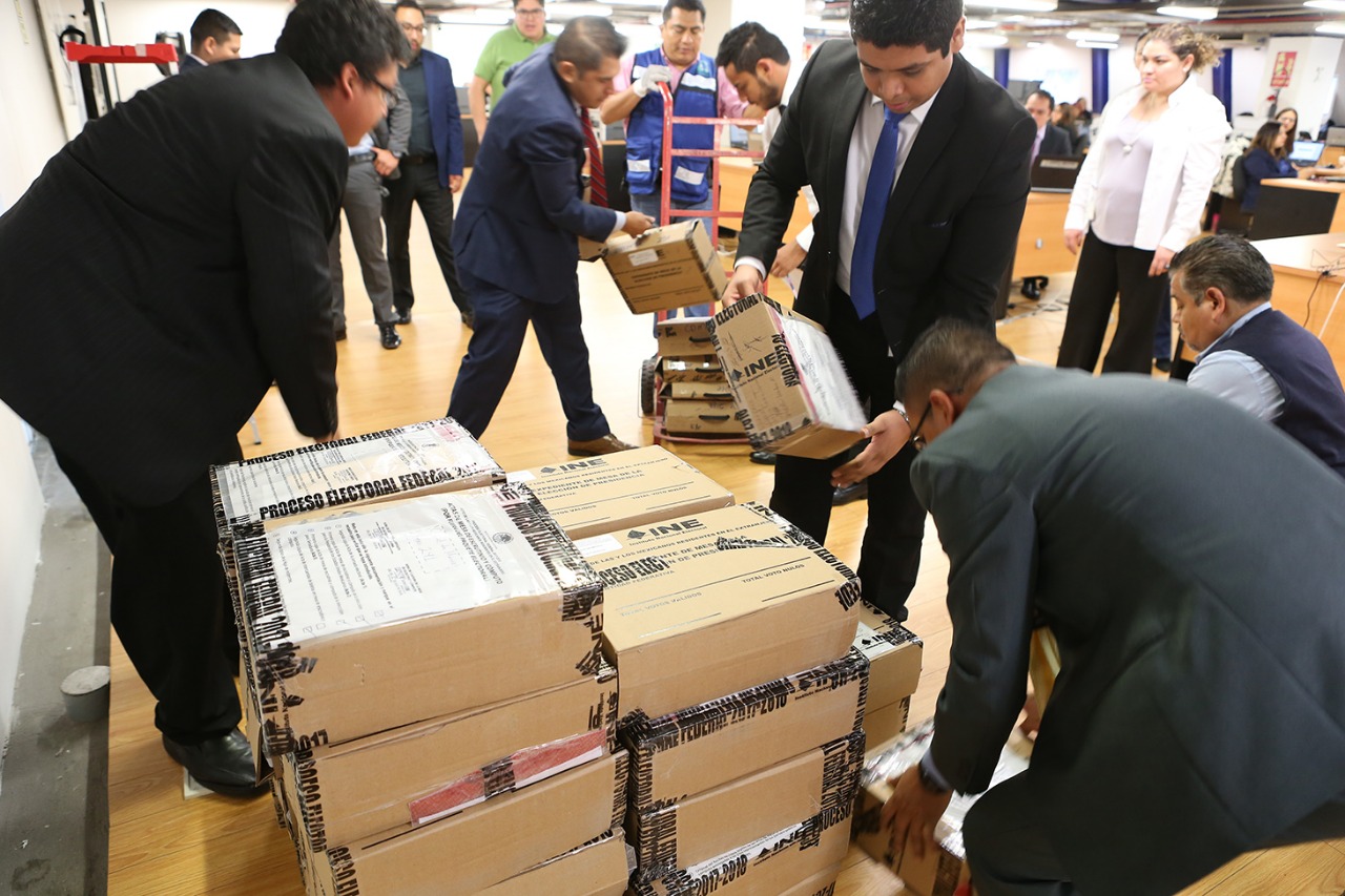 El 72% de paquetes electorales, entregados a funcionarias de casilla