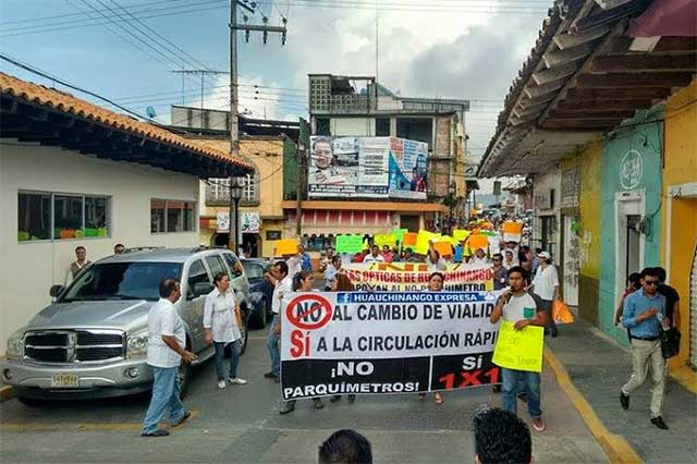 Anuncian futuras manifestaciones contra parquímetros en Huauchinango