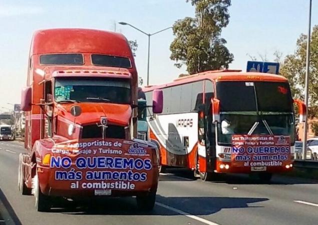 Transportistas amenazan con bloquear centro del país el 29 de octubre