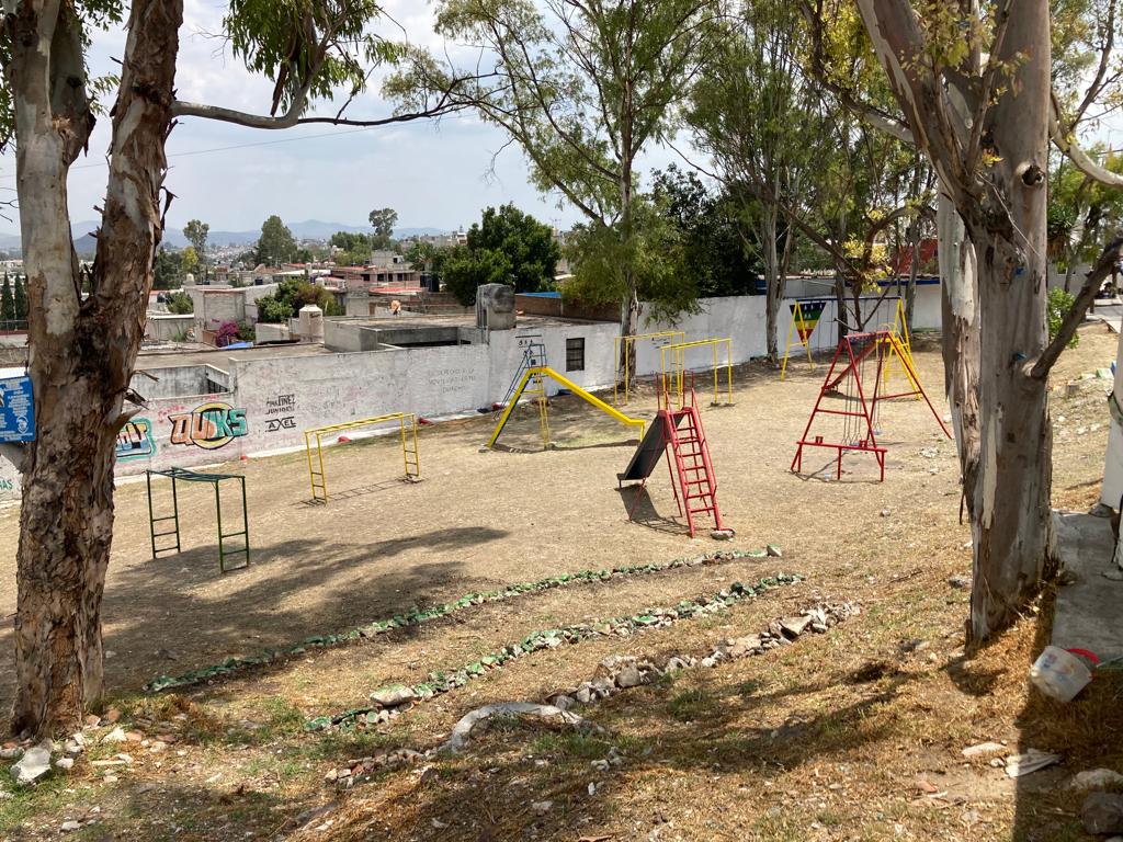 En Lomas de San Miguel la ciudadanía rescató un área verde