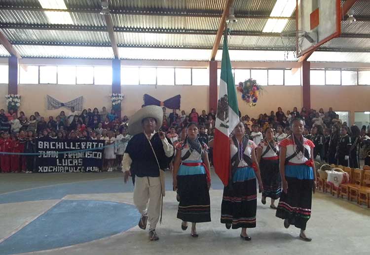 Celebran el 159 aniversario de la fundación de Xochiapulco