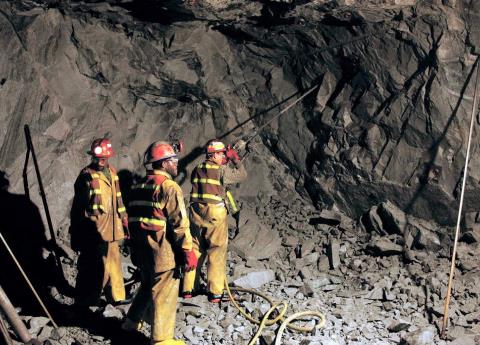 Inicia rescate de cuerpos en mina Pasta de Conchos