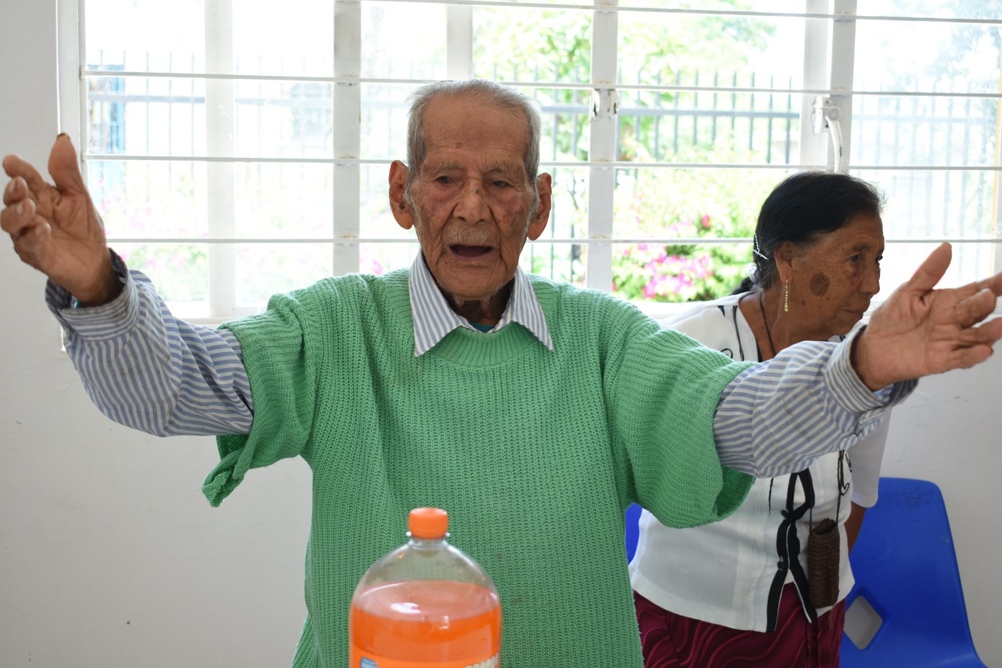Abuelito más longevo de Huaquechula cumplió 100 años