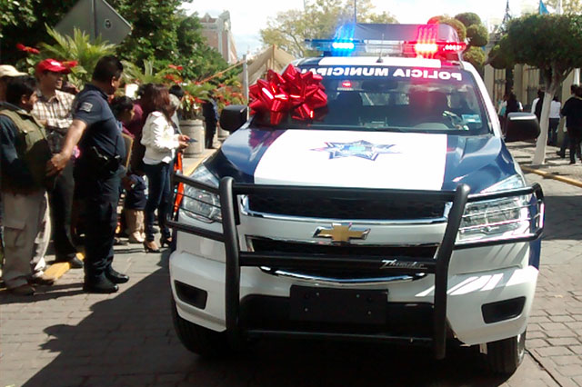 Suman 25 nuevos vehículos a la policía de Tehuacán