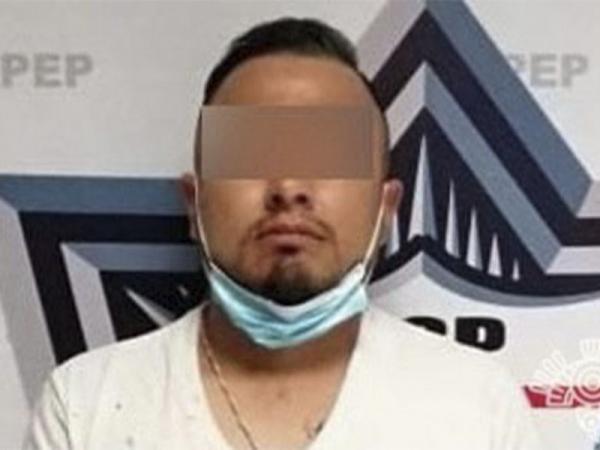 Cae El Ranas con 100 dosis de droga en calles de Puebla