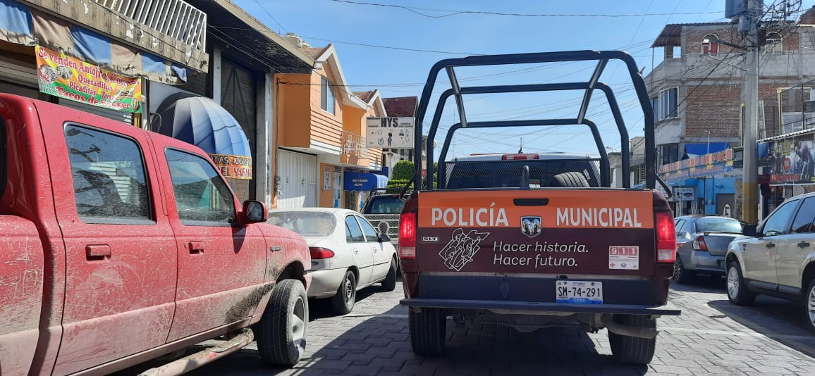 Policías de Tecamachalco y GN recuperan vehículos con reporte de robo 
