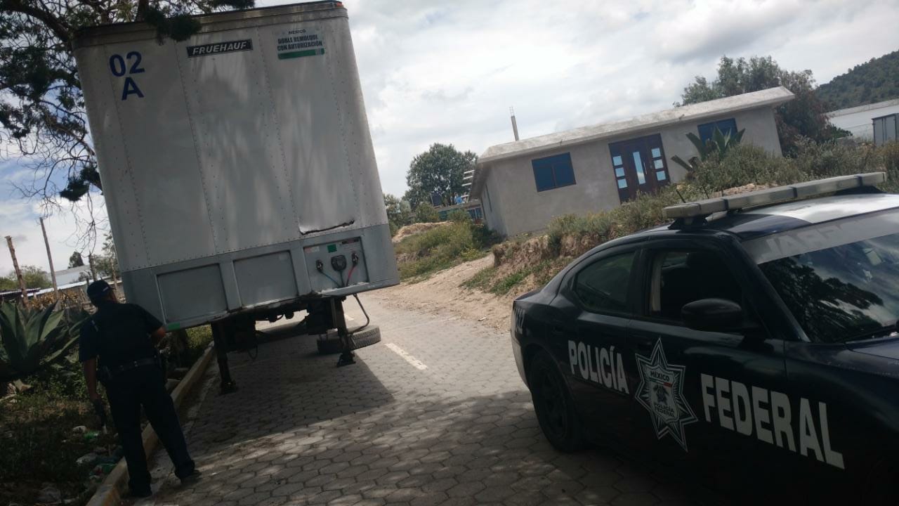 Recuperan tres vehículos robados en Cañada Morelos