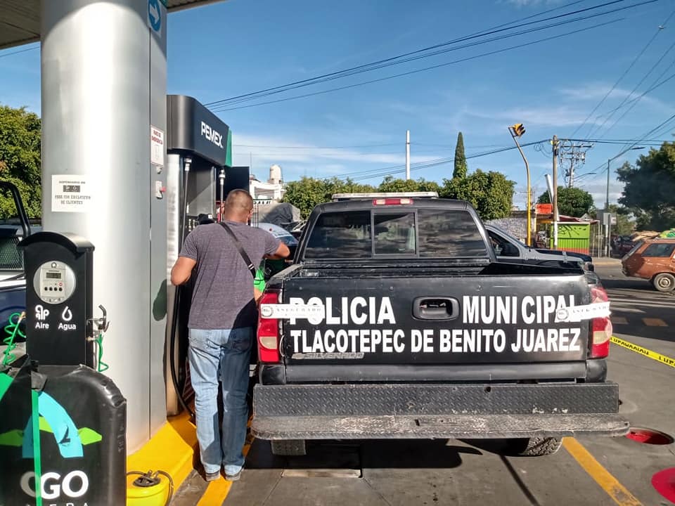 Tlacotepec recupera patrullas decomisadas en operativo contra policías 