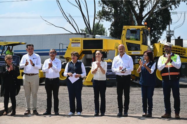 Sheinbaum da banderazo a programa de repavimentación en todo el país