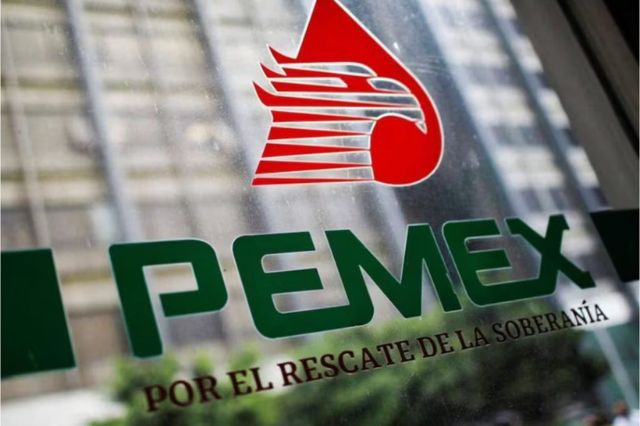 Puebla recibe 500 toneladas de asfalto de Pemex para mejorar su infraestructura vial